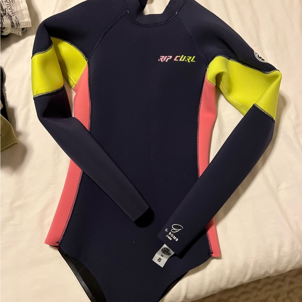 NWT Rip Curl Navy and Neon Winter Surf Wetsuit